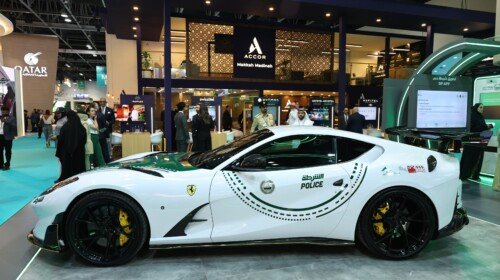 Dubai Police-Mansory Ferrari 812 (1)