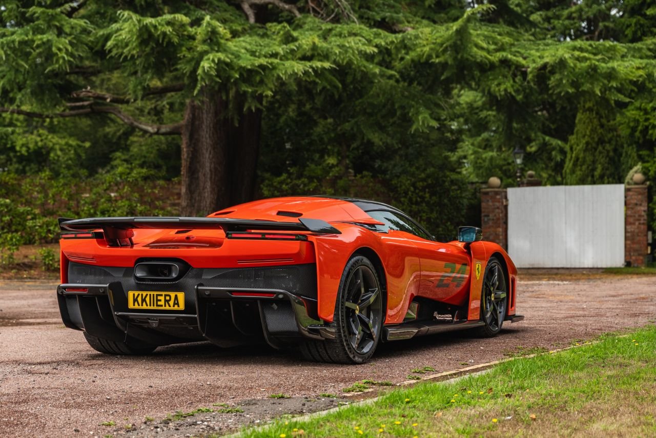 Ferrari F80 Lucky Orange-London-2