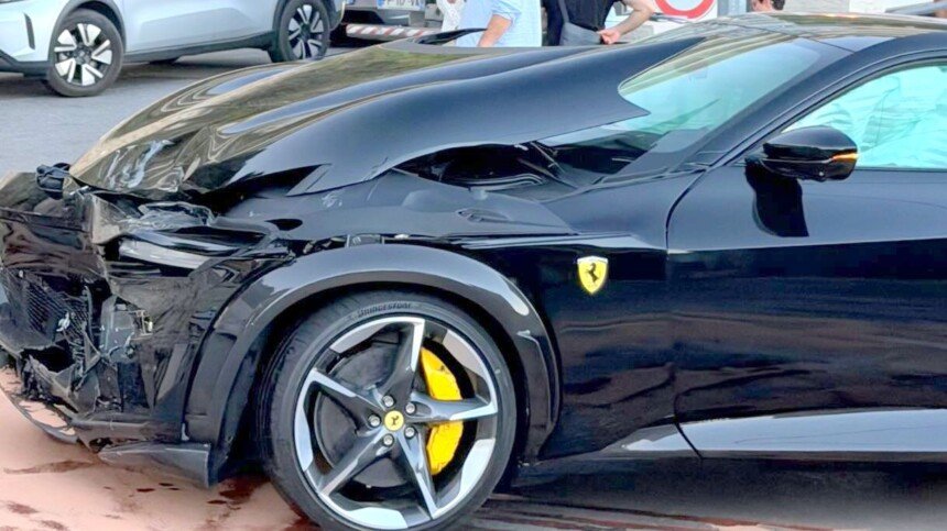 Ferrari Purosangue crash in france