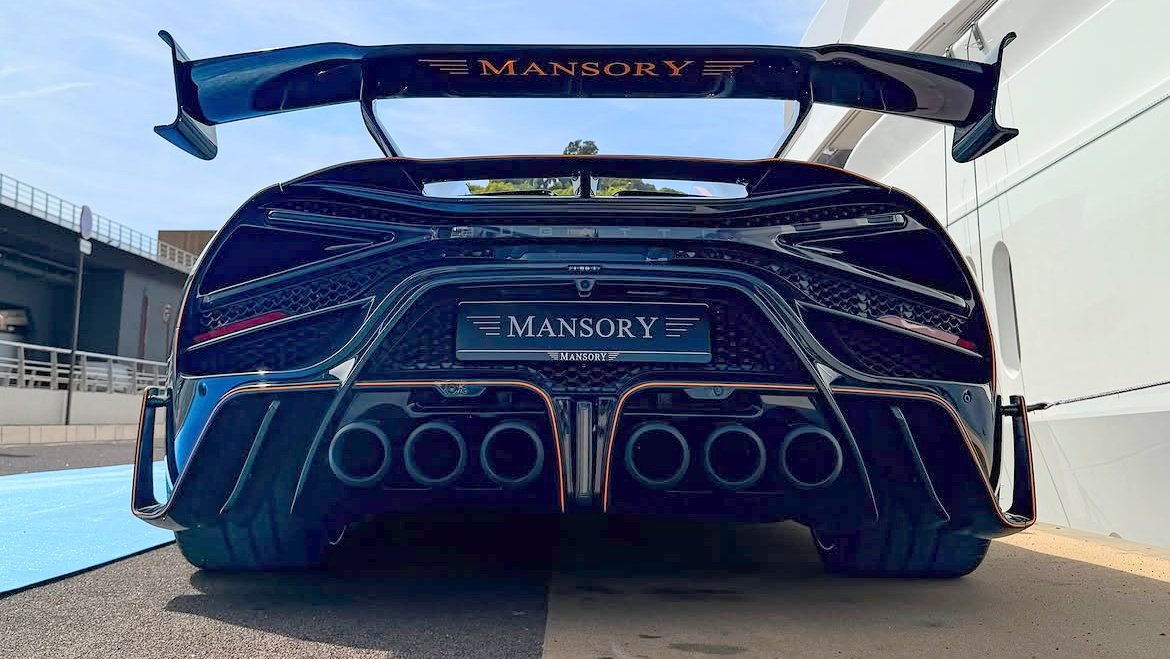 Mansory Bugatti Mistral Vincero-2026 Monaco Yacht Show (2)