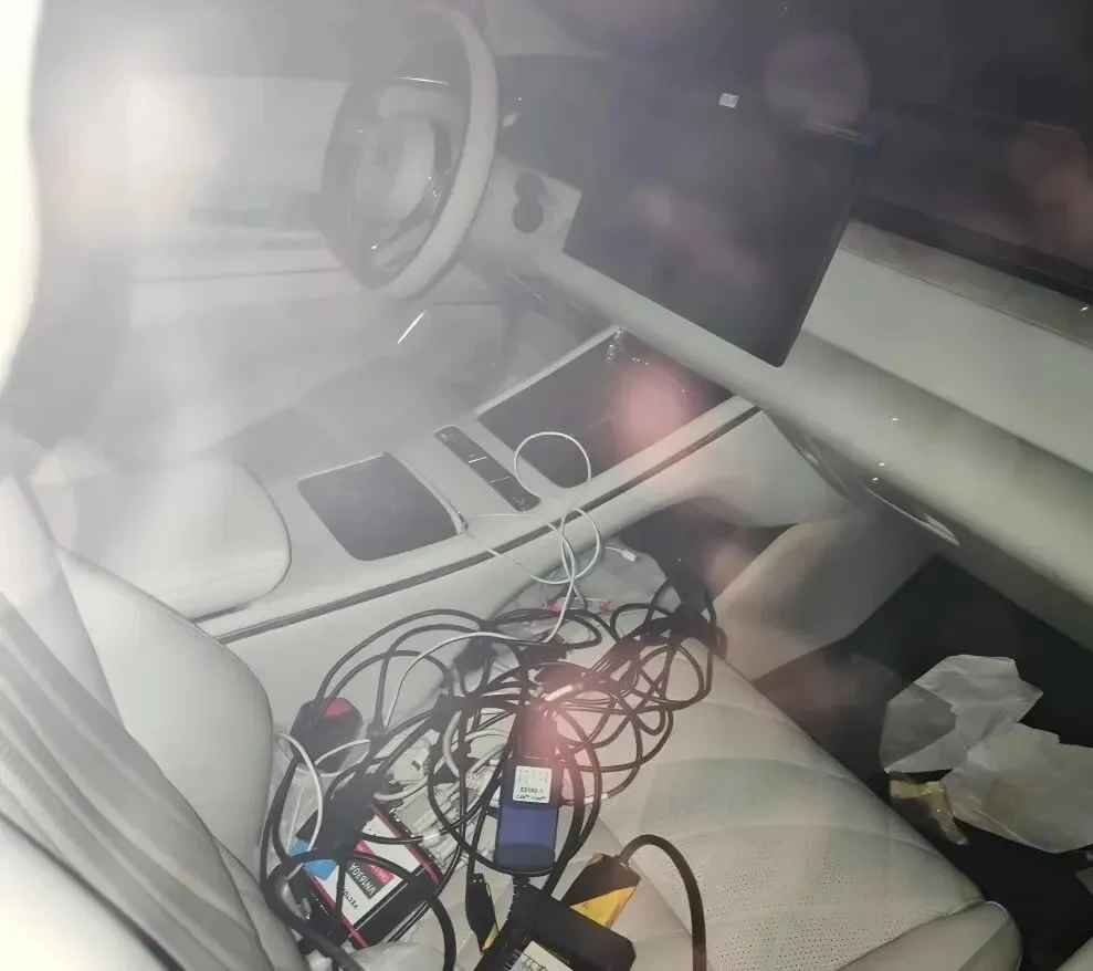 Next-gen BYD Han sedan spy shot (3)