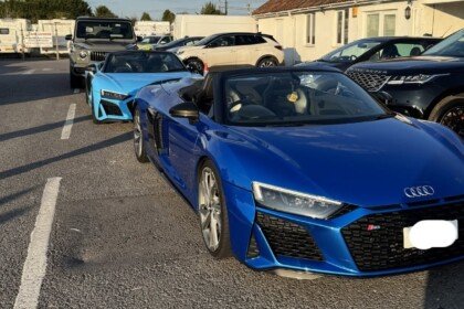 audi-r8-Supercar wedding convoy seized by UK police (2)