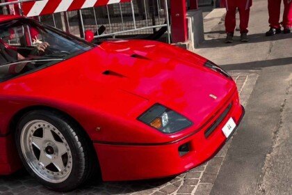 lewis hamilton-ferrari f40