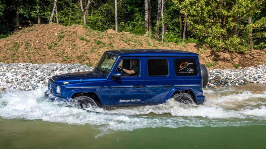 mercedes g class water wading (2)