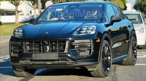 2028 Porsche Cayenne GT Facelift Weissach Package spy shots (1)
