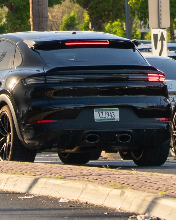 2028 Porsche Cayenne GT Facelift Weissach Package spy shots (1)