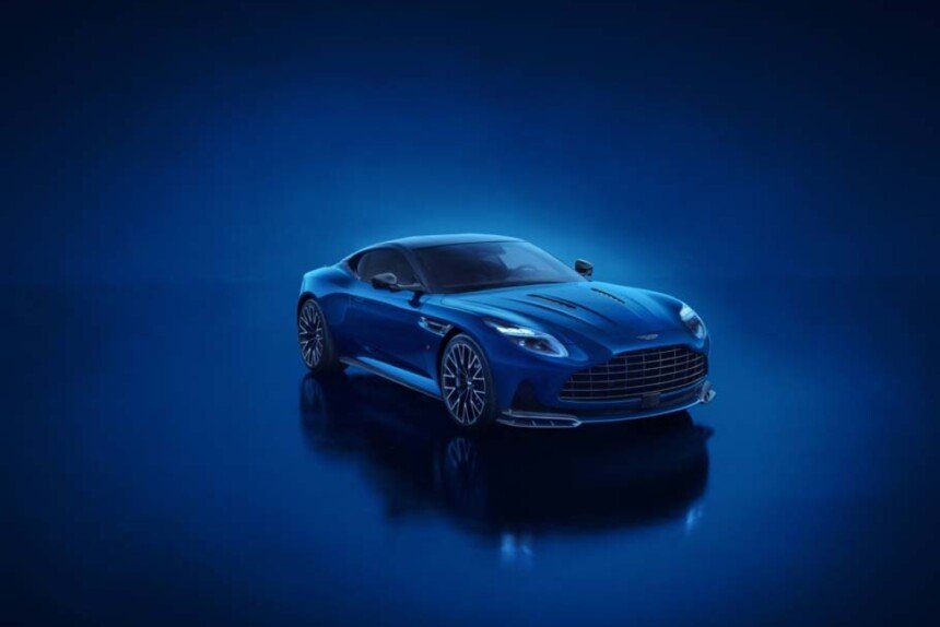 Aston Martin DB12 S (4)