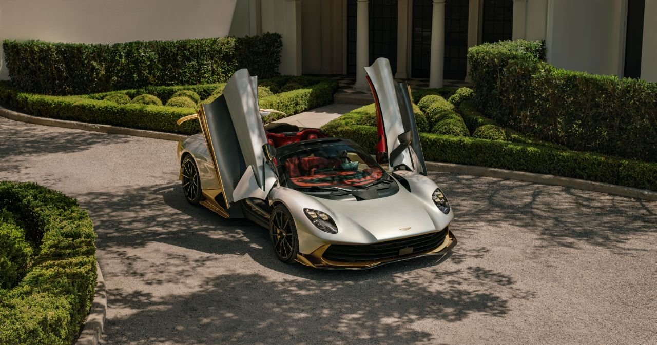 Aston Martin Valhalla Spider_14