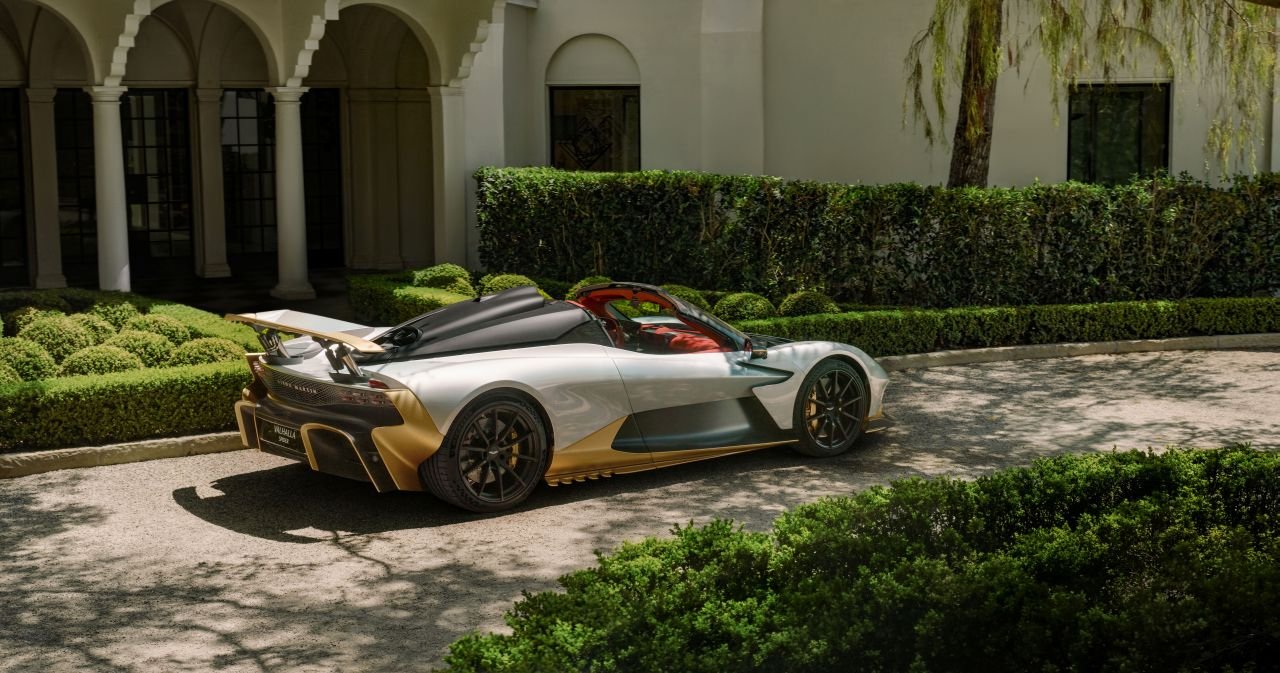 Aston Martin Valhalla Spider_16