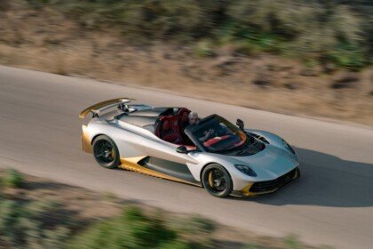 Aston Martin Valhalla Spider_5
