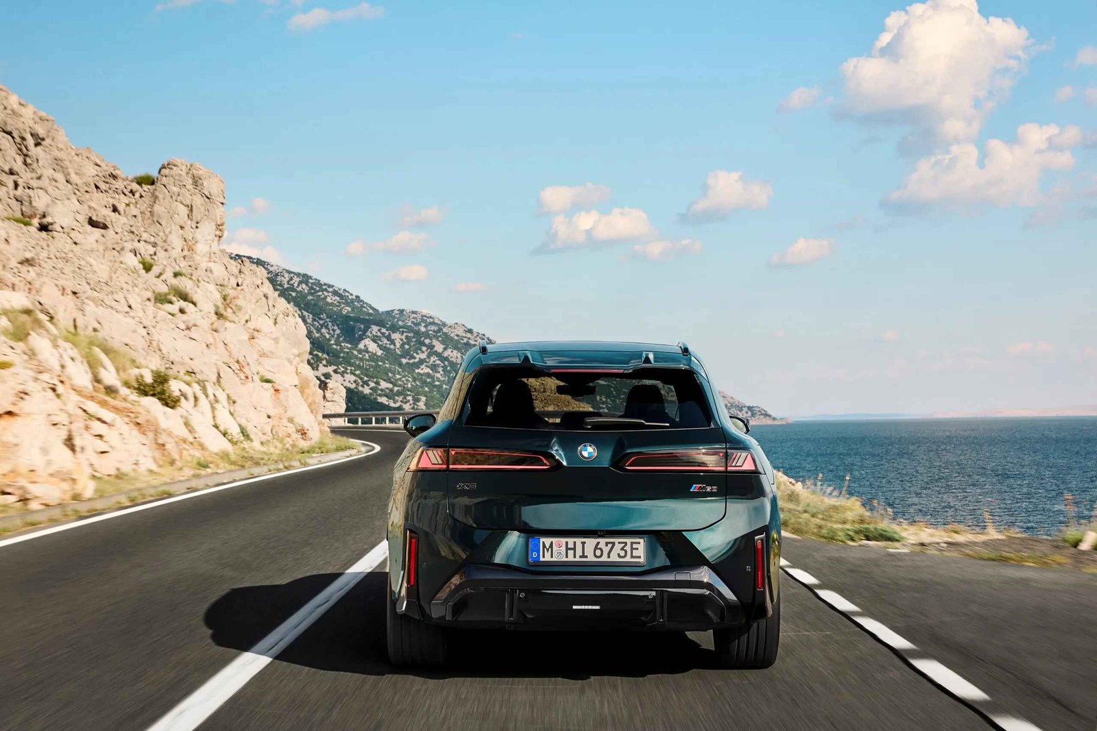 BMW-iX3-M60-xDrive (3)