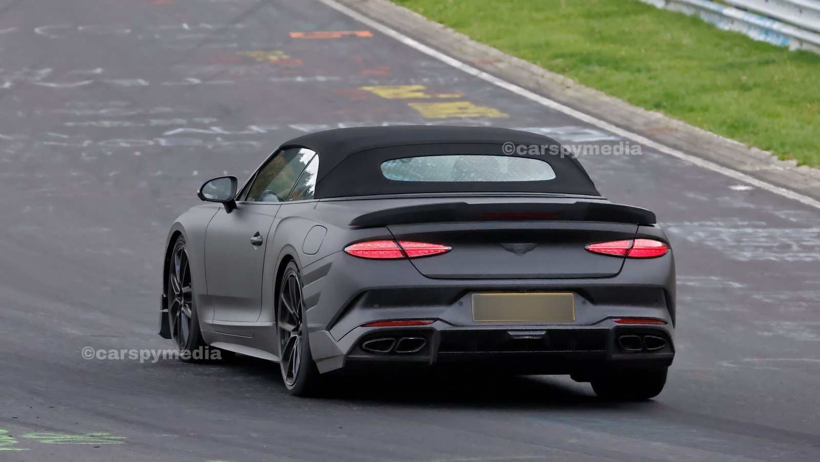 Bentley Supersports Convertible spy shot (2)