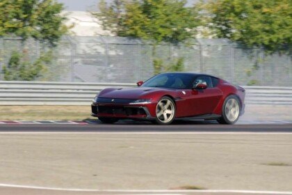 Ferrari 12Cilindri Manuale-review-1