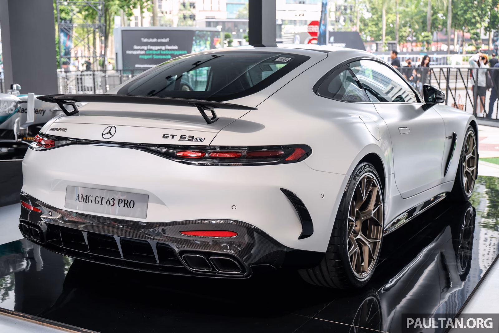 Mercedes-AMG GT 63 Pro 