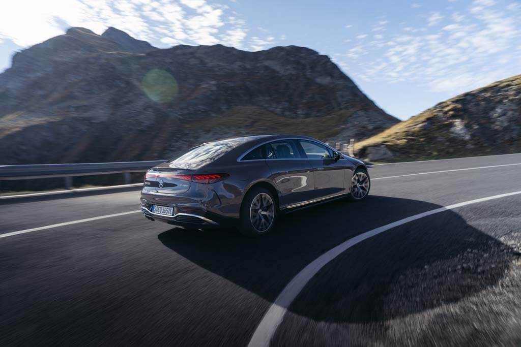 Mercedes EQS (4)