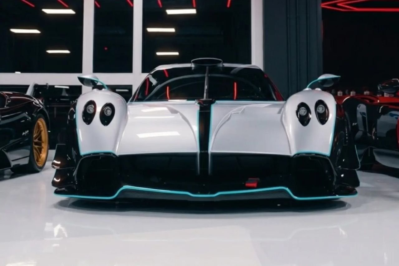 Mexican supercar collector adds a Pagani Huayra R Evo to his collection