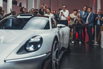 Porsche Mission S (1)