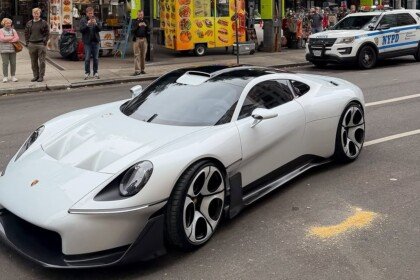 Porsche Mission S new york (2)