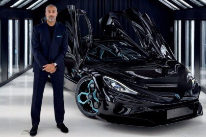 Rimac Nevera R delivery-1