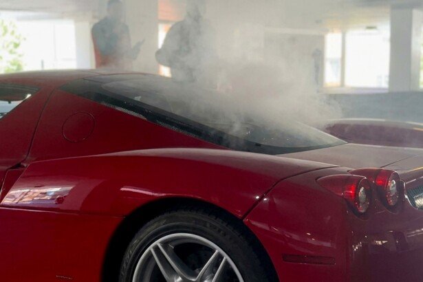 ferrari enzo smoke