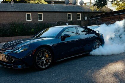 george russle-mercedes-amg-gt-4-door-coupe-burnout