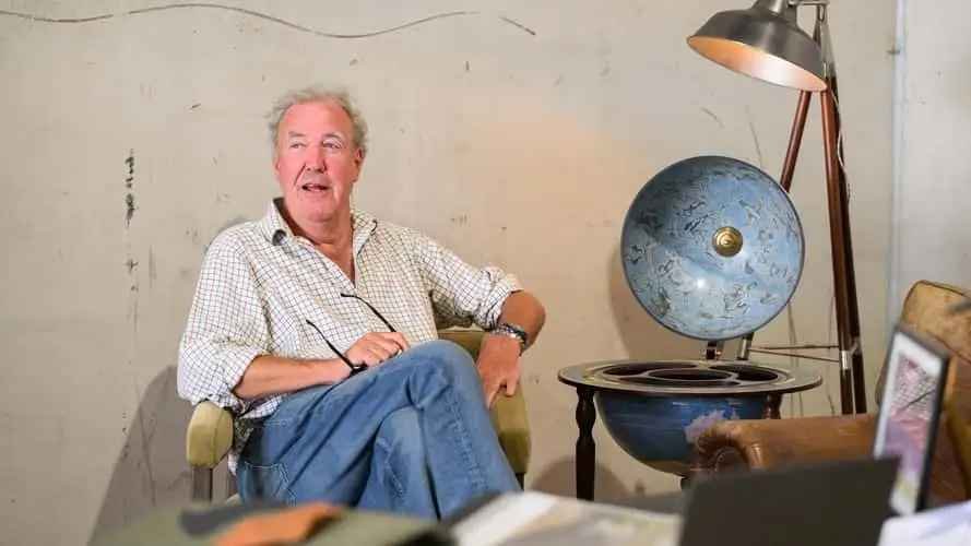 jeremy-grows-a-car-a-clarkson-s-farm-special