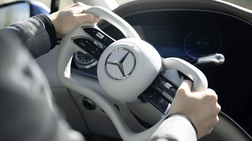 mercedes-yoke